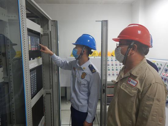 東方消防支隊開展石化企業復工復產消防安全檢查