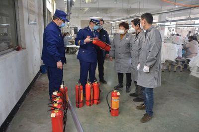 消防大隊(duì)貼心服務(wù) &ldquo;防疫、防火&rdquo;齊頭并進(jìn)